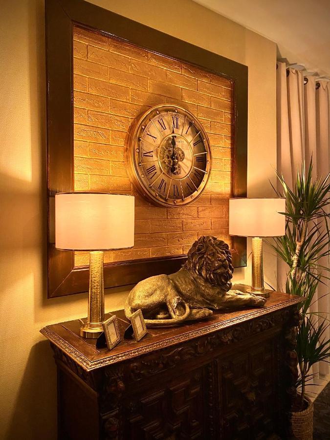 Querfurter Hof Hotel ภายนอก รูปภาพ