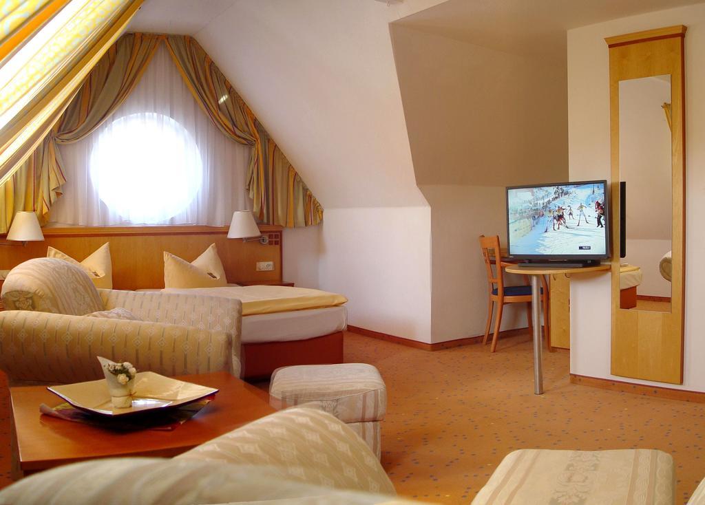 Querfurter Hof Hotel ภายนอก รูปภาพ